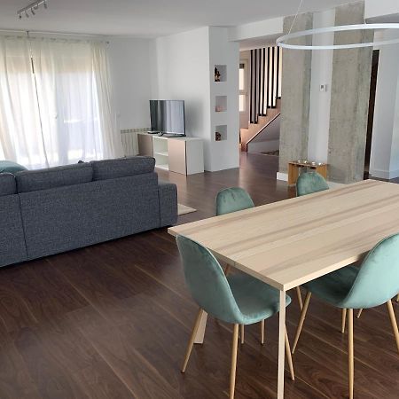 ארויומולינוס Chalet Con Piscina Privada A 25 Min De Madrid מראה חיצוני תמונה