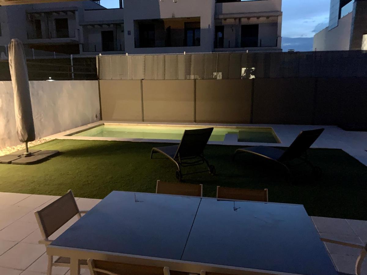 ארויומולינוס Chalet Con Piscina Privada A 25 Min De Madrid מראה חיצוני תמונה